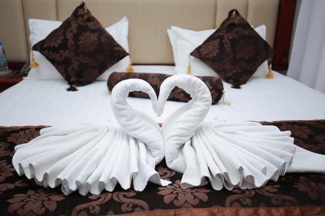 Khujand Deluxe Hotel Kültér fotó